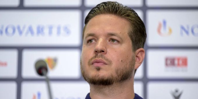 Theo Karapetsas, Sportdirektor Frauen beim FC Basel, steht vor seiner ersten vollständigen Saison bei Rotblau. (KEYSTONE/Georgios Kefalas) fc basel frauen