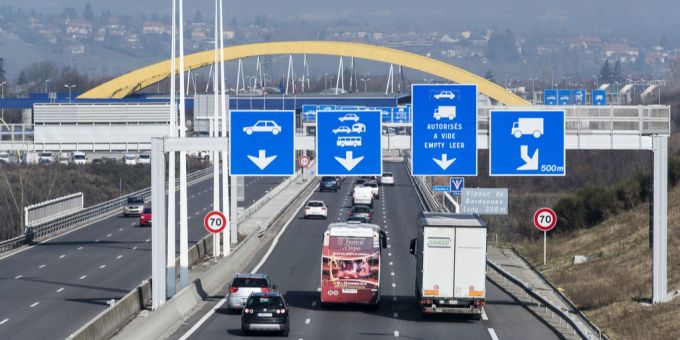 Um gegen ein Autobahn-Projekt in Frankreich zu protestieren ging Thomas Brail in den Hungerstreik. (Symbolbild) Autobahn Frankreich