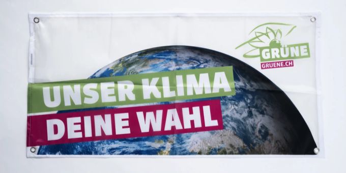 Die Grünen werben für sich – anlässlich der Wahlen 2023 – mit dem Slogan «Unser Klima, Deine Wahl». Doch der Klimastreik sagt, eine «Klimawahl» werde nicht viel bewirken. Grüne Wahlen 2023 Klimastreik