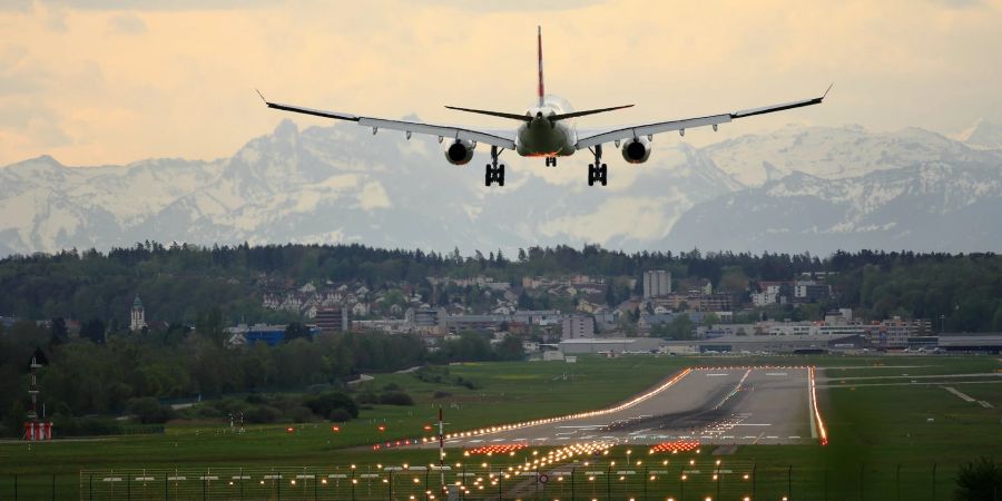 Landeanflug Flugzeug spannend