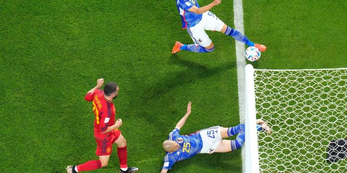 Al-Rajjan - FIFA erklärt Japans Millimeter-Tor: Regulärer Treffer