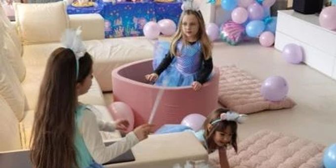 Nach Kinder-Sause - Zweifach-Mami Christa Rigozzi braucht «neues Sofa»
