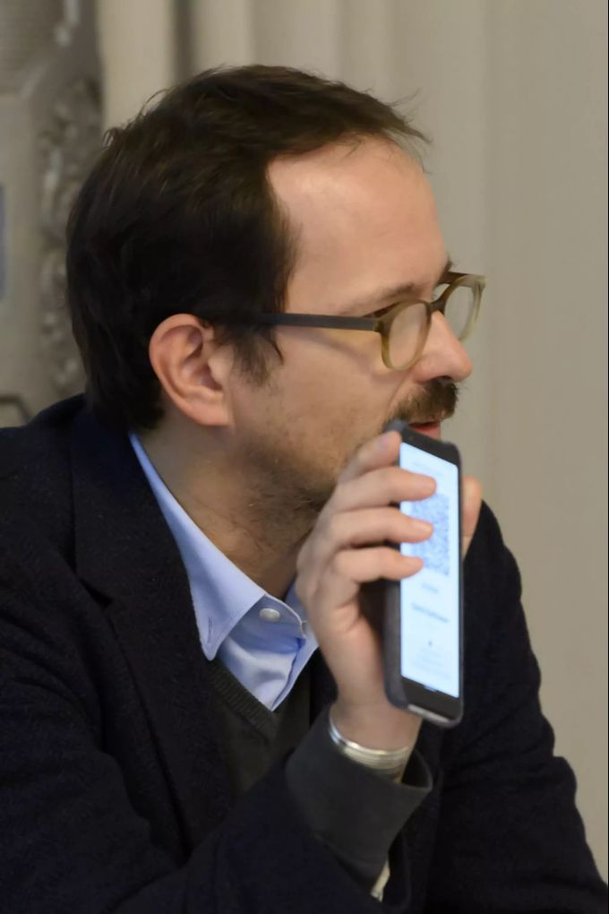 Balthasar Glättli, Präsident Grüne Schweiz, spricht während einer Medienkonferenz der überparteilichen Allianz für ein Ja zum Covid-19-Gesetz, am 4. November 2021 in Bern. Covid-19-Gesetz