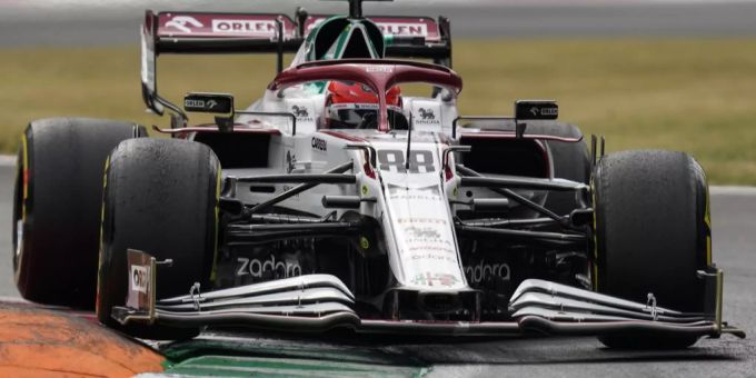 Robert Kubica gehört auch in der neuen Saison zum Team von Alfa Romeo. Robert Kubica