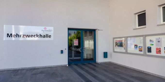 Mehrzweckhalle Bachenbülach. Mehrzweckhalle Bachenbülach.