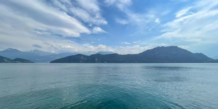 Ausblick auf den Vierwaldstättersee in Weggis.