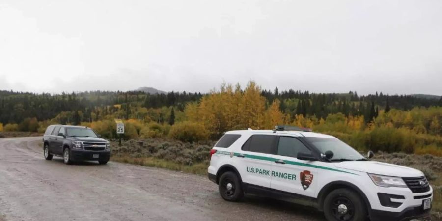 Ein Fahrzeug der U.S. Park Ranger östlich des Grand-Teton-Nationalparks, wo die Leiche von Gabby Petito gefunden wurde. Foto: Amber Baesler/AP/dpa