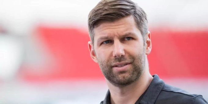 Sieht in Spielen ohne Publikum eine Bedrohung für die Existenz des VfB Stuttgart: Thomas Hitzlsperger. Foto: Tom Weller/dpa Sieht in Spielen ohne Publikum eine Bedrohung für die Existenz des VfB Stuttgart: Thomas Hitzlsperger. Foto: Tom Weller/dpa