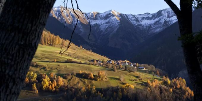 Der Weiler Duvin (GR). duvin