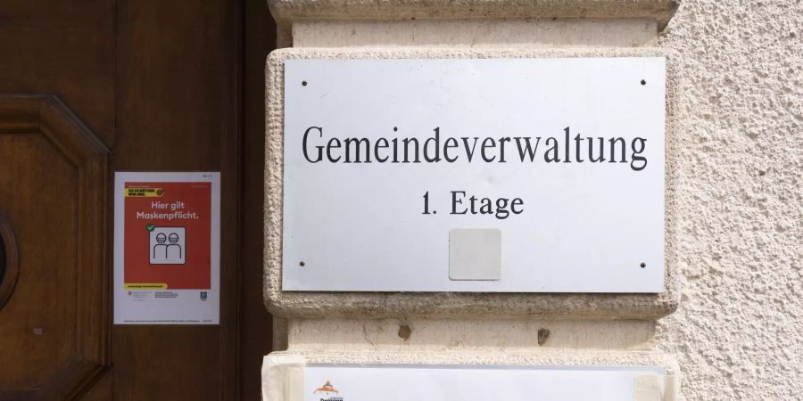 Die Gemeindeverwaltung Zwingen an der Schlossgasse.