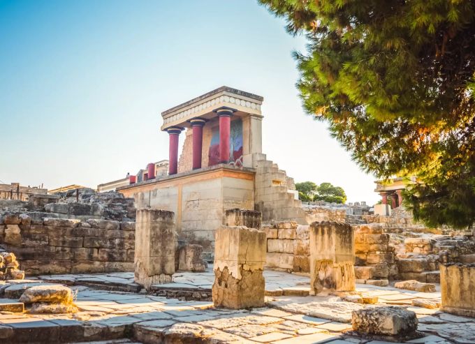 Der Palast von Knossos ist bei einem Kretabesuch ein Muss. TUI