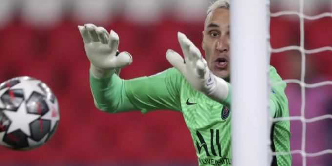 Verletzte sich bei der Nationalmannschaft: Keylor Navas, Keeper Paris Saint-Germain Paris Saint-Germain