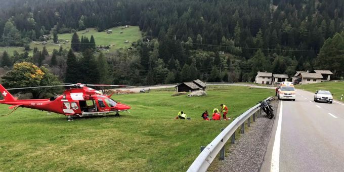 Am Motorrad entstand Sachschaden. Unfall