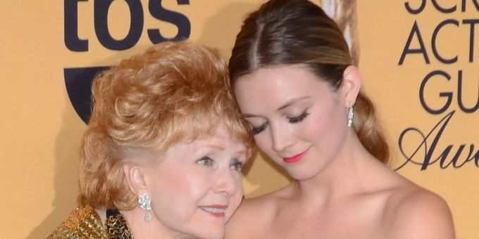 Debbie Reynolds (l.) und ihre Enkelin Billie Lourd. Debbie Reynolds (l.) und ihre Enkelin Billie Lourd.