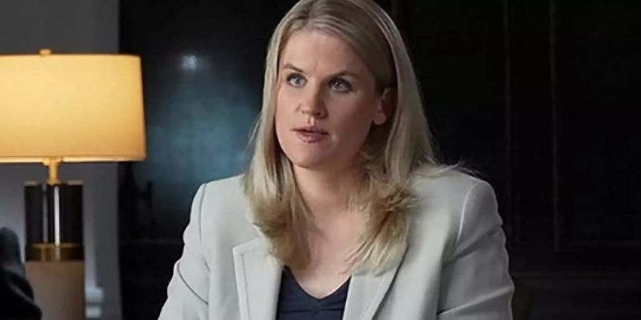 Facebook-Whistleblowerin Frances Haugen während eines CBS-Interviews. Foto: Robert Fortunato/CBS News/60 Minutes/AP/dpa