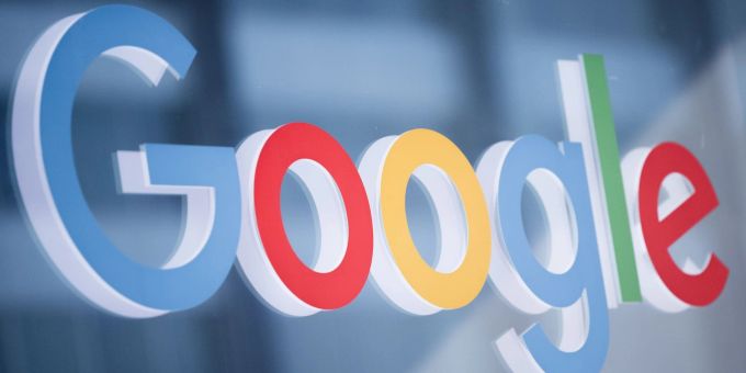 Der Internet-Konzern Google fährt hohe Gewinne ein. Der Internet-Konzern Google fährt hohe Gewinne ein.