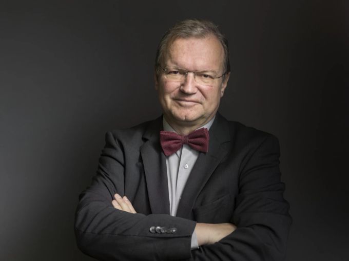 Politologe Claude Longchamp ist überzeugt: Die affektive Polarisierung in Europa verharrt allgemein auf tiefem Niveau. (Archivbild) Claude Longchamp MIDEM-Studie Polarisierung