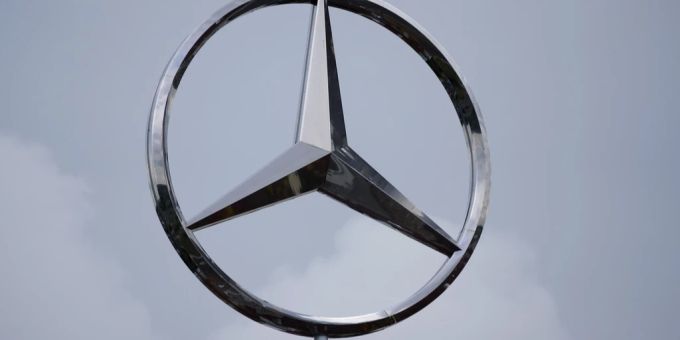 Mercedes ruft 590'000 Autos weltweit zurück. Rückruf Mercedes