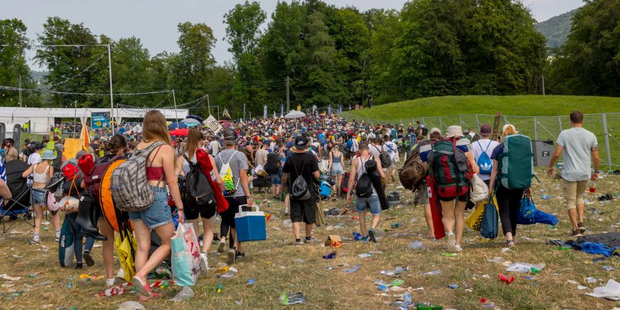 Headliner für dieses Jahr sollte Lewis Capaldi werden. Dieser musste jedoch kurzfristig absagen.