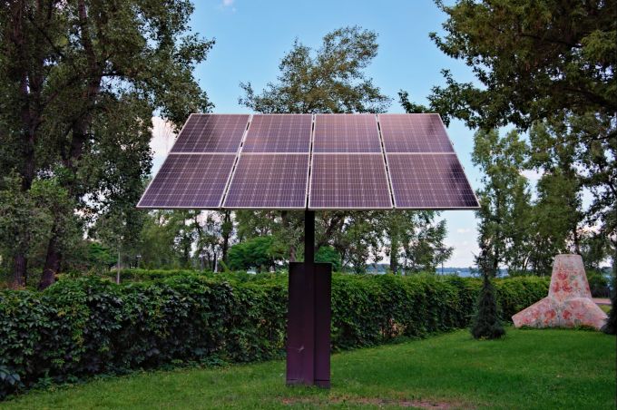 Moderne Solarenergie wird heute immer beliebter. Solarzellen