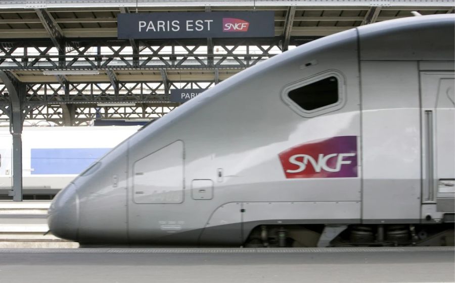 Nach rund 30 Minuten fuhr der TGV endlich ab in Richtung Paris.