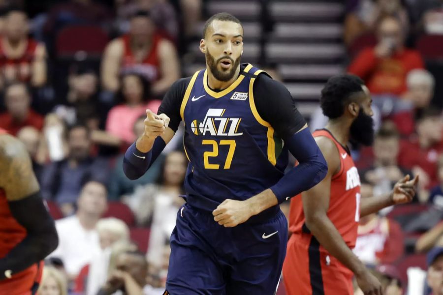 Rudy Gobert jubelt im Dress der Utah Jazz.