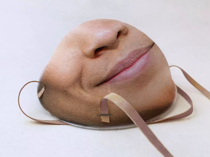 Eine der Atemschutzmasken. Atemschutzmaske Gesicht