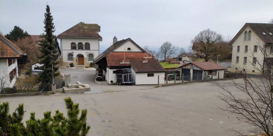 Dorfplatz in Birrwil.