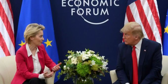 Von der Leyen und Trump in Davos. (Archivbild) Von der Leyen Trump