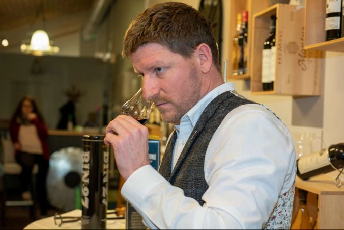 Portwein-Spezialist Simon Schmidlin