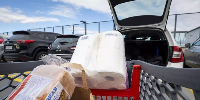 Wegen Hamsterkäufen - Detailhändler beruhigen ihre Kunden