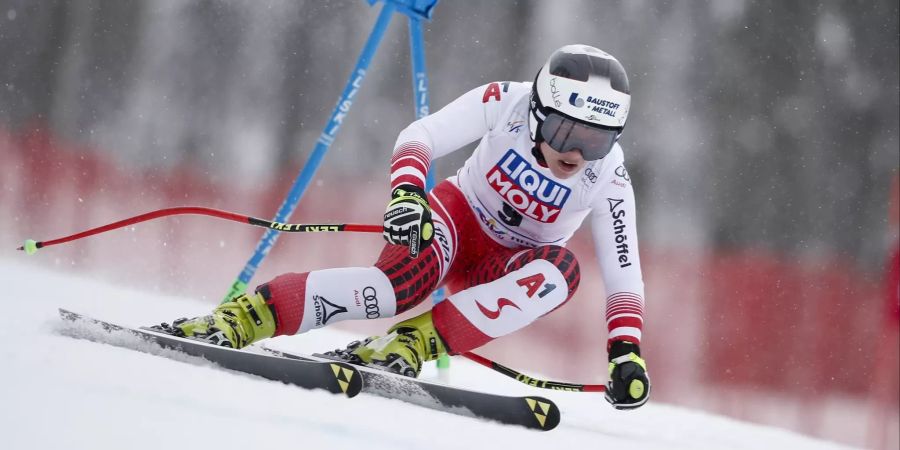 Nicole Schmidhofer ist die einzige unter den ÖSV-Damen, die in dieser Saison ein Rennen gewinnen konnte. Sie triumphiert in der Abfahrt in Lake Louise vor Mikaela Shiffrin.