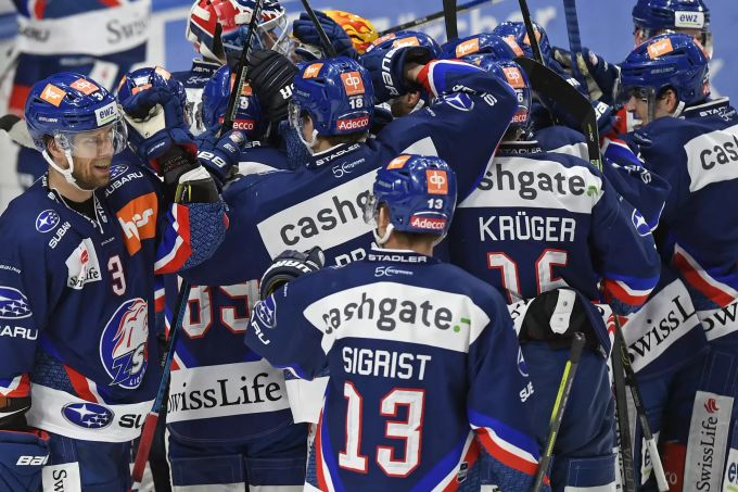 Der ZSC machte sich am Samstag zum Quali-Sieger – und darf dank Coronavirus von einem verfrühten Meistertitel träumen. Coronavirus ZSC Lions