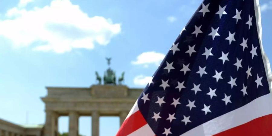 Laut einer aktuellen Umfrage hält nur jeder dritte Deutsche die Beziehungen zu den USA für gut. Foto: picture alliance / dpa