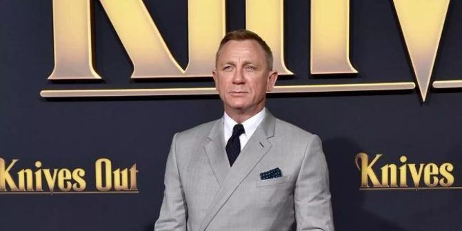 Daniel Craig