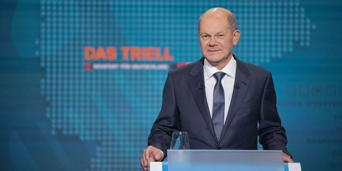 SPD-Kanzlerkandidat Olaf Scholz schaffte mit seiner Partei die Trendwende und ist nun vorneweg. Olaf Scholz