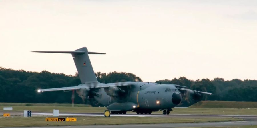 A400 in Wunstorf beim Beginn der Evakuierungsmission