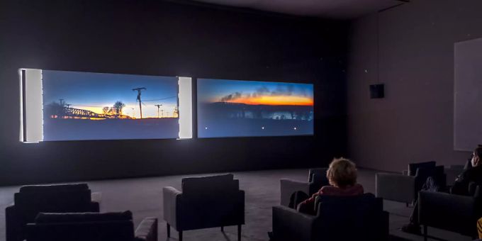 Die Doppelfilmprojektion «Antigone» der britischen Künstlerin Tacita Dean im Kunstmuseum Basel. Die Doppelfilmprojektion «Antigone» der britischen Künstlerin Tacita Dean im Kunstmuseum Basel.