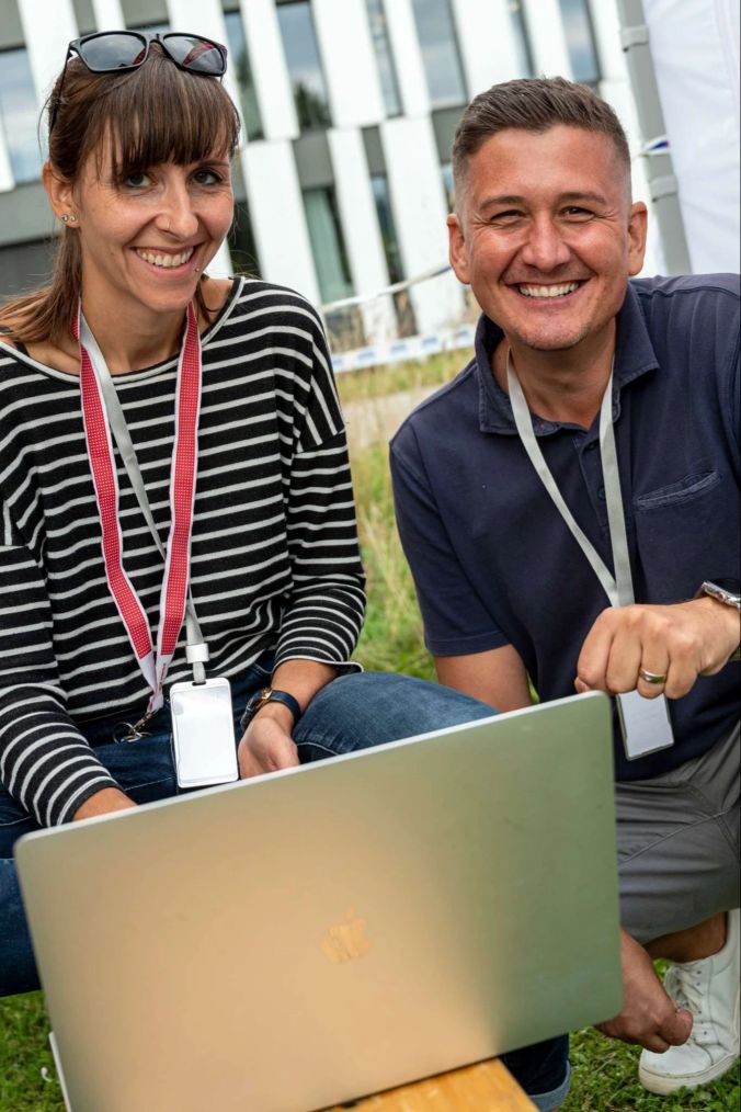 Stimmen die letzten Details für ein gutes Gelingen ab: Chantal Fischer und Dario Maras