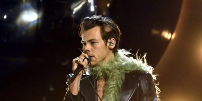 Harry Styles lanciert eine Beautymarke. Nagellack