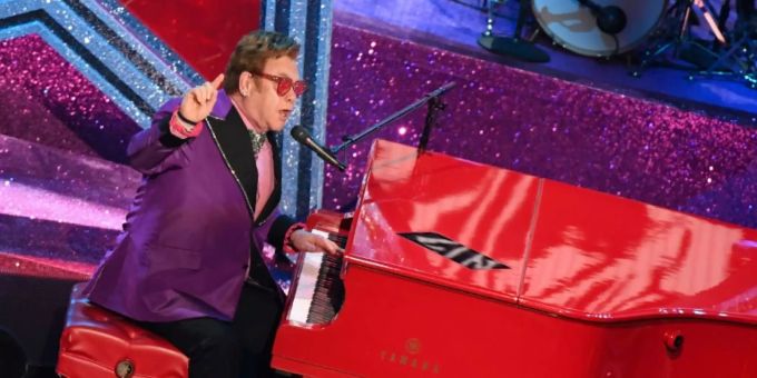 Elton John wird in Paris auftreten Elton John wird in Paris auftreten