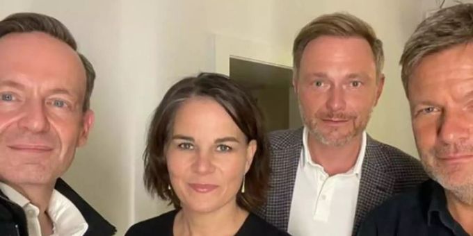 Laschet am Ende? - FDP offen für Ampelkoalition mit SPD & Grünen