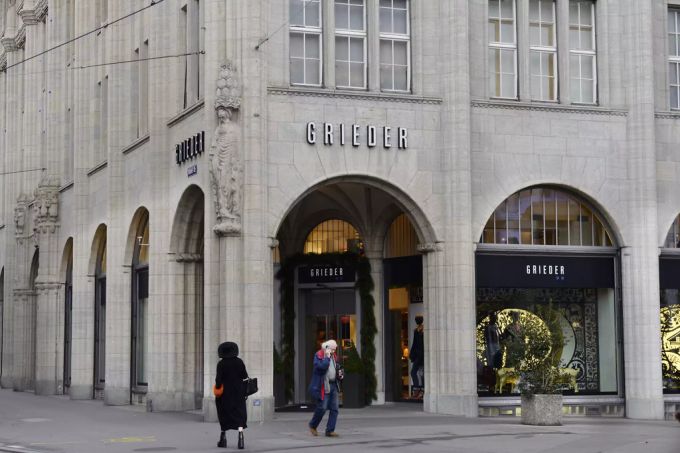 Das «Grieder-Haus» mit der Boutique Grieder an der Bahnhofstrasse in Zürich, am Dienstag, 2. Dezember 2014. Grieder