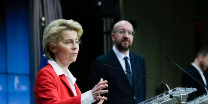 Ursula von der Leyen soll sich für den Wegfall aller Kontrollen einsetzen, fordern 18 Mitglieder der EVP-Fraktion. von der leyen