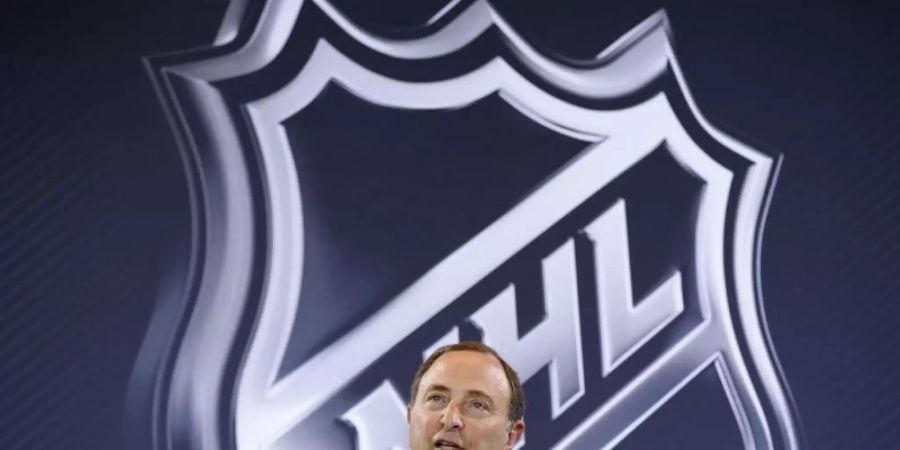 Gary Bettman ist der Commissioner der NHL. Foto: John Locher/AP/dpa