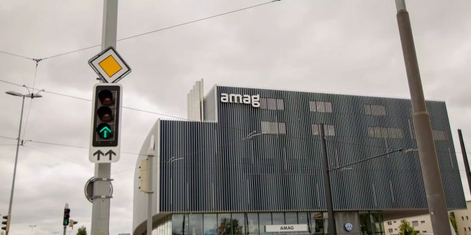 Die AMAG in Kloten. Die AMAG in Kloten.