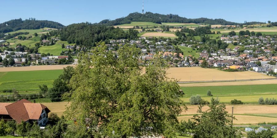 Blick auf Stettlen und den Bantiger.