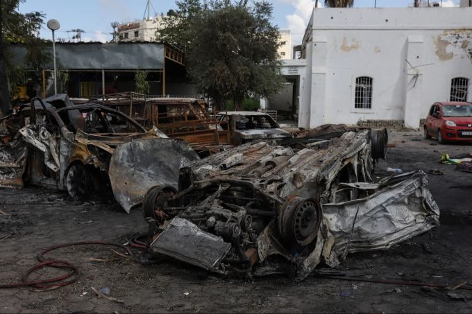 Nach der Explosion am Spital Ahli Arab im Gazastreifen. Krankenhaus in Gaza
