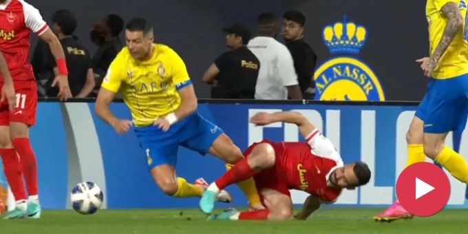 Faire Geste - Ronaldo bekommt Penalty – und stimmt dann Schiri um!