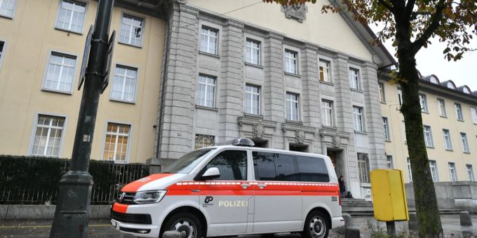 Hierher wer dar 46-Jährige vorgeladen, im Bezirksgericht erschien er jedoch nie. Bezirksgericht Zürich